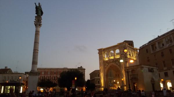 Lecce piazza sant'oronzo